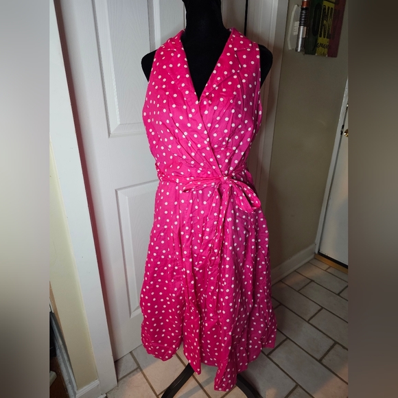 Jones Studio Dresses & Skirts - Hot pink Jones Studio Polka Dot pinup classy dress 10 large